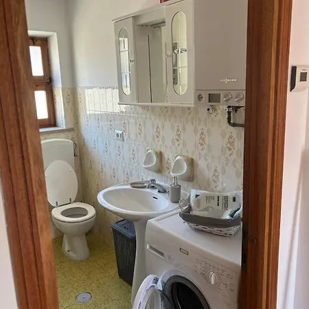 Relax In Montagna - In Val D'ayas アパート