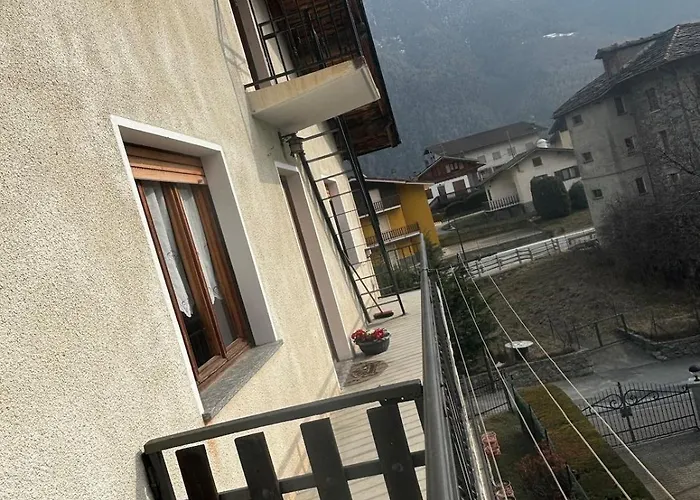 Relax In Montagna - In Val D'ayas アパート *